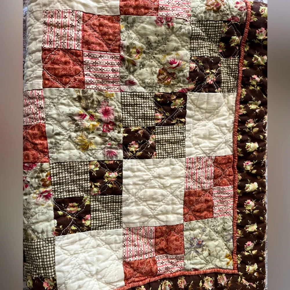 Vintage JCPenney Home Collection 102” x 73” Patch Cotton Quilt
